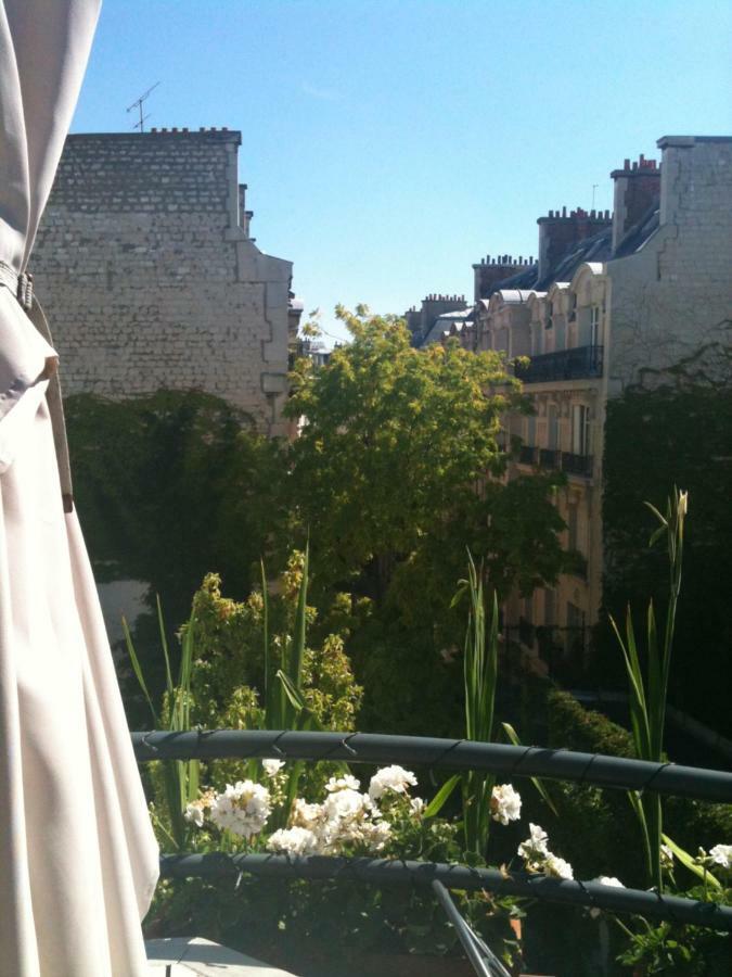 52 Clichy Bed & Breakfast - Chambre D'Hotes París Exterior foto